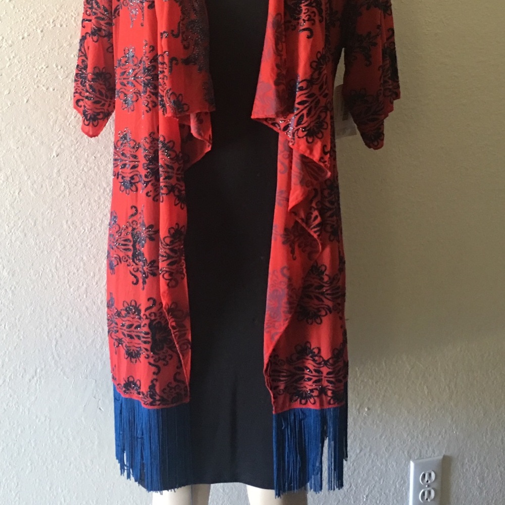 Cardigan - Picture 2 of 7